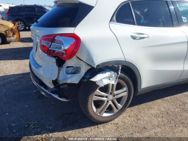 WDCTG4GB7FJ175561 Mercedes-Benz Gla 250 4matic