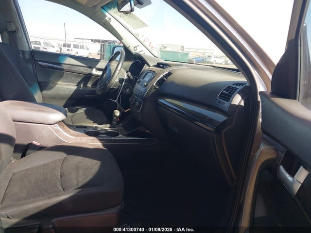 KIA SORENTO LX 2014 5XYKT3A63EG456189 Image 5