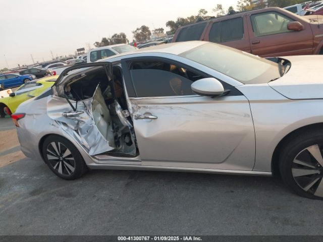 1N4BL4EVXKC230115 Nissan Altima 2.5 Sl