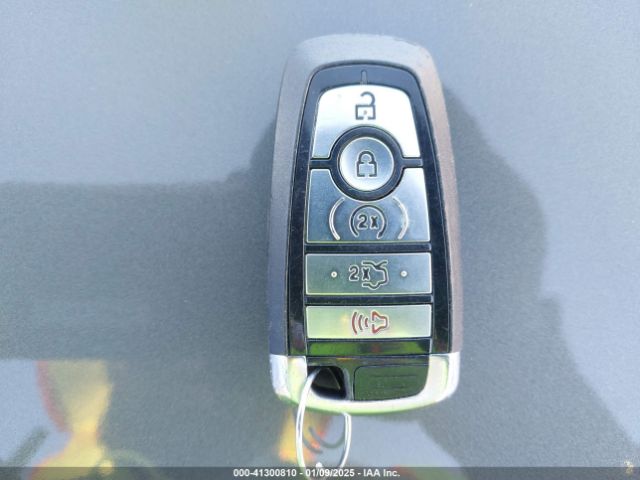 1FM5K8HT4JGB45060 Ford Explorer Platinum
