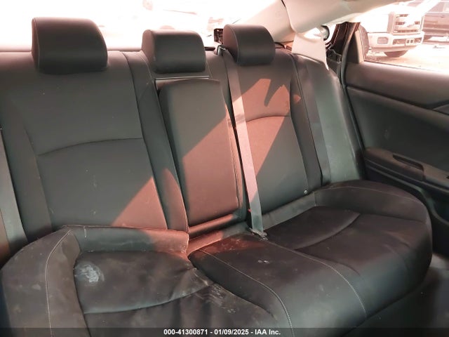 Honda CIVIC EX 2019 2HGFC1F30KH651119 Image 8