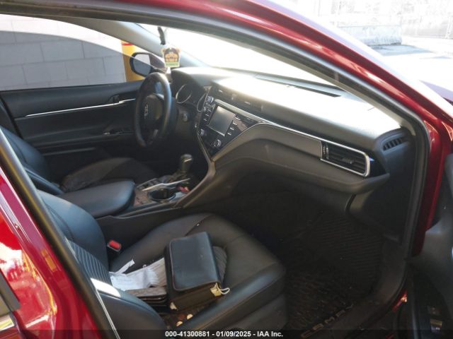 4T1B21HK8JU503702 Toyota Camry Hybrid Se