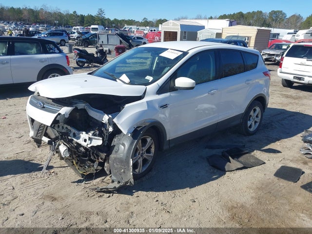 1FMCU0GX9GUB08815 Ford ESCAPE SE