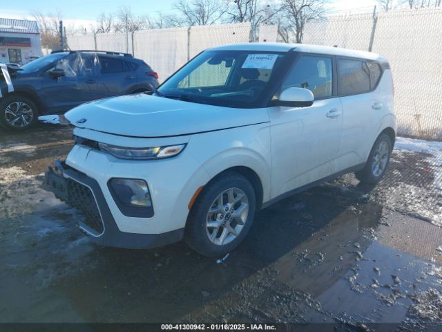 2021 KIA SOUL KNDJ23AU8M7753676 Photo 1