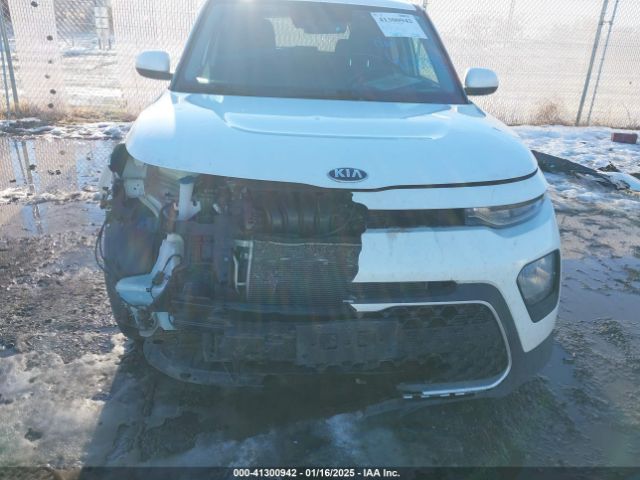 2021 KIA SOUL KNDJ23AU8M7753676 Photo 5