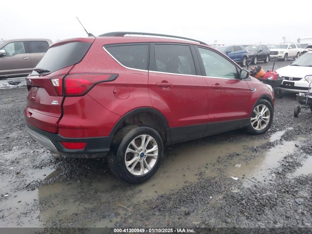 1FMCU9HD9KUA21000 Ford ESCAPE SEL