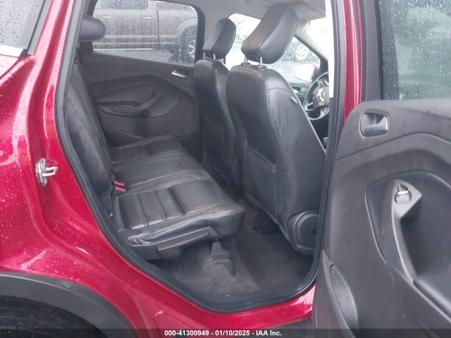 1FMCU9HD9KUA21000 Ford ESCAPE SEL
