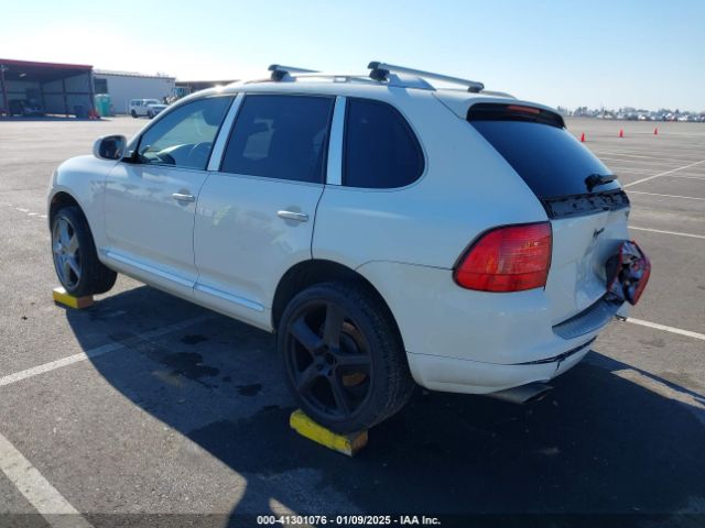 2005 PORSCHE CAYENNE WP1AA29P85LA24175 Photo 2