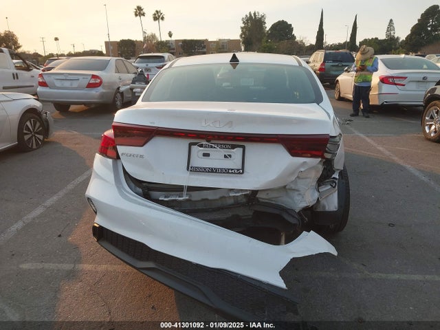 KIA Forte Lxs 2024 3KPF24AD5RE803047 Image 16