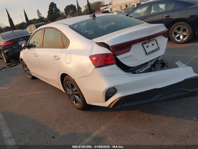 KIA Forte Lxs 2024 3KPF24AD5RE803047 Image 3