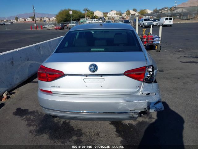 1VWAT7A3XGC057227 Volkswagen Passat 1.8t S