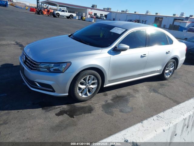1VWAT7A3XGC057227 Volkswagen Passat 1.8t S