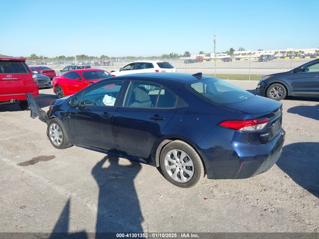Toyota COROLLA LE 2020 5YFEPRAE2LP069167 Image 3
