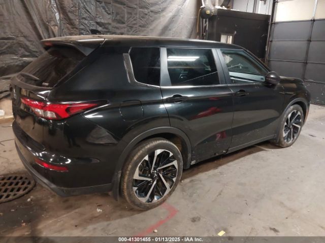 2022 MITSUBISHI OUTLANDER JA4J4TA82NZ074354 Photo 3