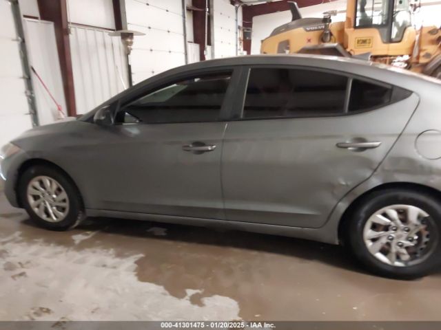 KMHD74LFXHU100773 Hyundai ELANTRA SE