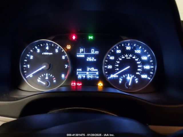 KMHD74LFXHU100773 Hyundai ELANTRA SE