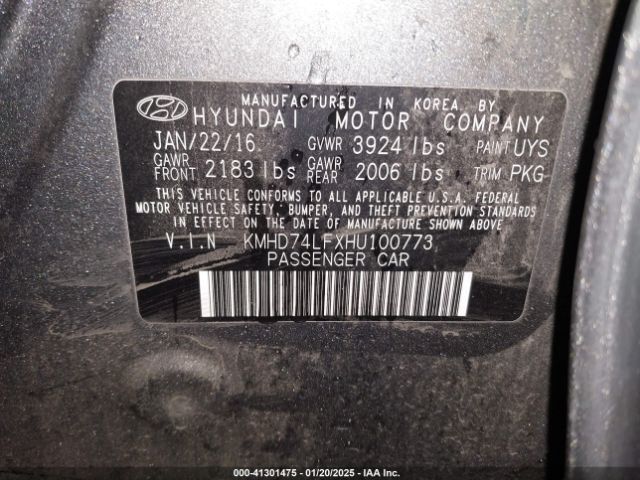 KMHD74LFXHU100773 Hyundai ELANTRA SE