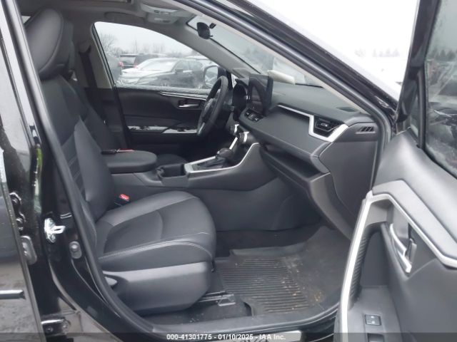2T3A1RFV4RW410673 Toyota Rav4 Xle Premium
