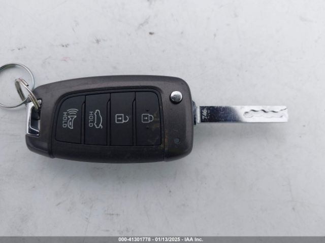 3KPC24A36JE012878 Hyundai ACCENT SE