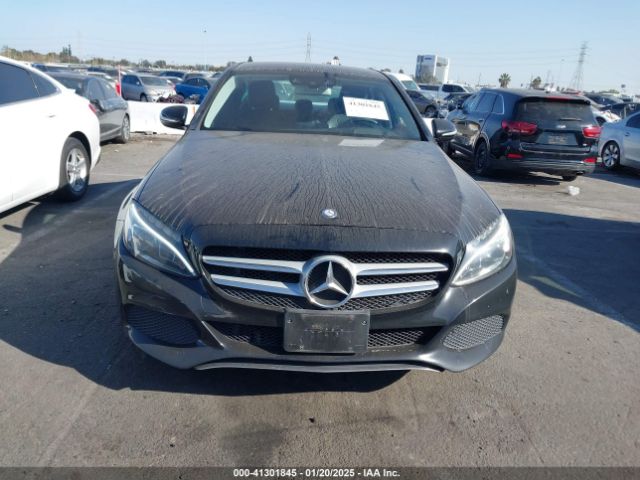 55SWF4JB5FU055505 Mercedes-Benz C 300 Luxury/sport