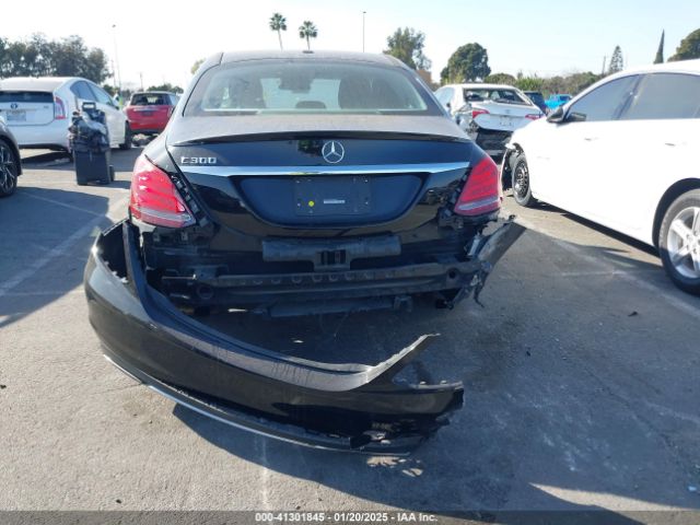 55SWF4JB5FU055505 Mercedes-Benz C 300 Luxury/sport