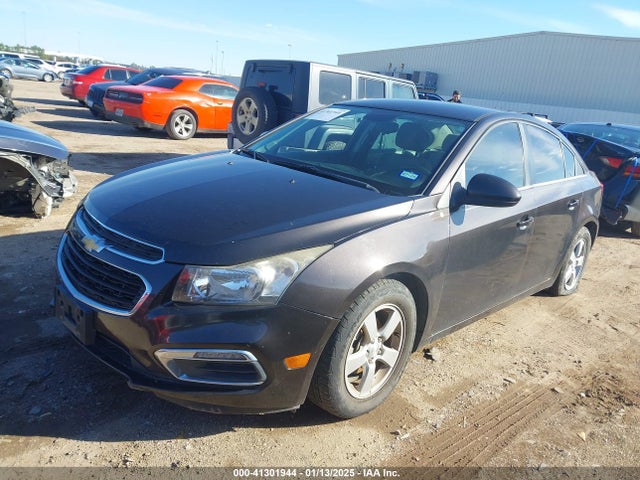 Chevrolet Cruze 1lt Auto 2015 1G1PC5SB6F7263765 Image 2