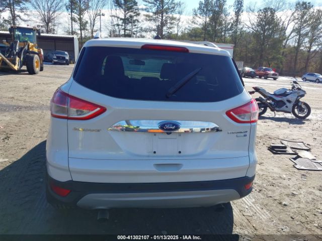 1FMCU9JX7EUD17335 Ford Escape Titanium