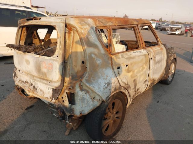 KNDJP3A55E7018276 KIA SOUL +