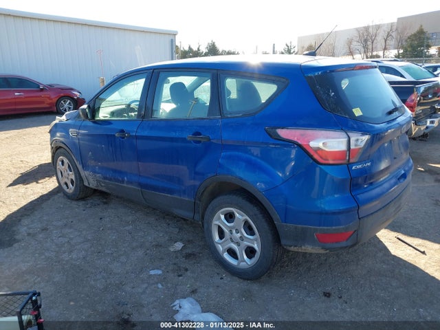 Ford ESCAPE S 2018 1FMCU0F70JUB11921 Image 3