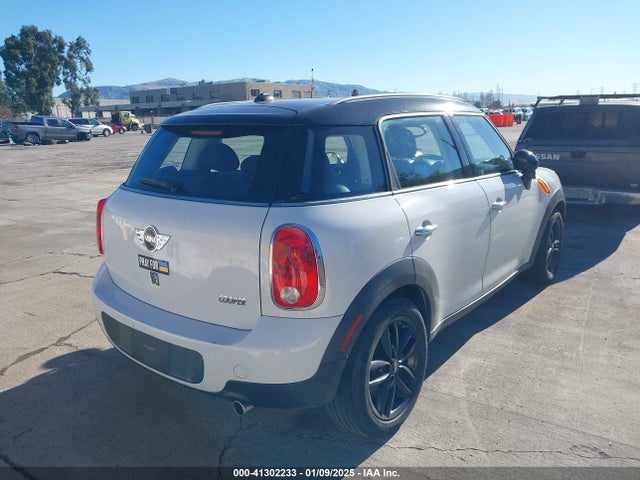 2012 MINI COOPER COUNTRYMAN WMWZB3C5XCWM30790 Photo 3