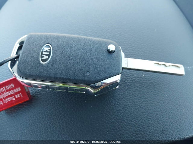 KIA SOUL S 2021 KNDJ23AU5M7769530 Image 11