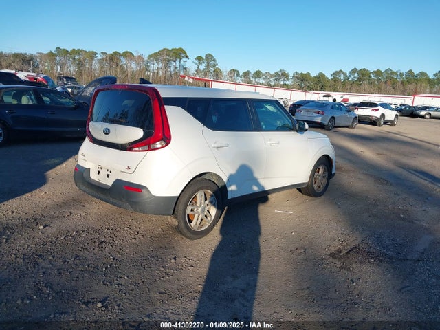 KIA SOUL S 2021 KNDJ23AU5M7769530 Image 4