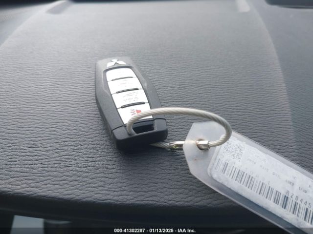 2024 MITSUBISHI OUTLANDER JA4J3VA81RZ044539 Photo 10