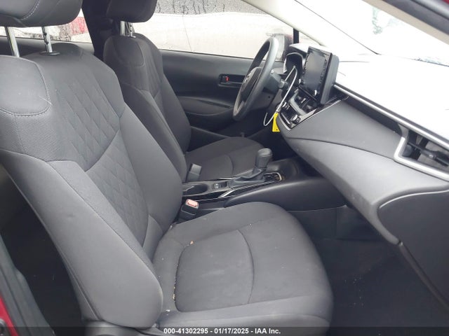 Toyota COROLLA LE 2022 JTDEPMAEXNJ222730 Image 5