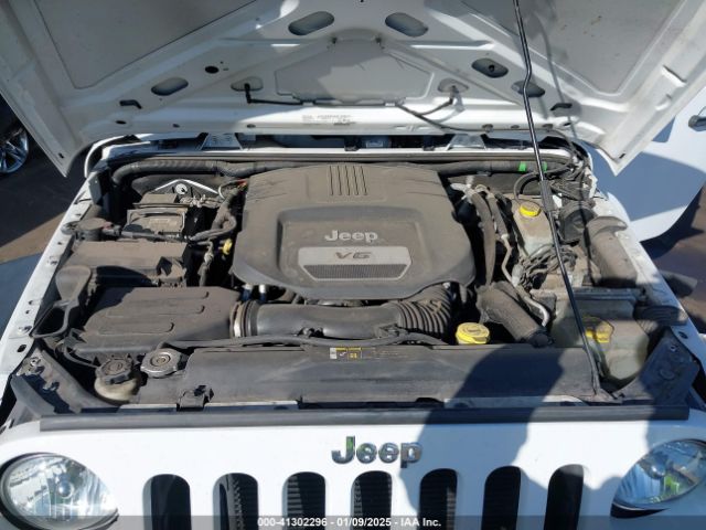 1C4BJWDGXHL535797 Jeep Wrangler Unlimited Sport 4x4