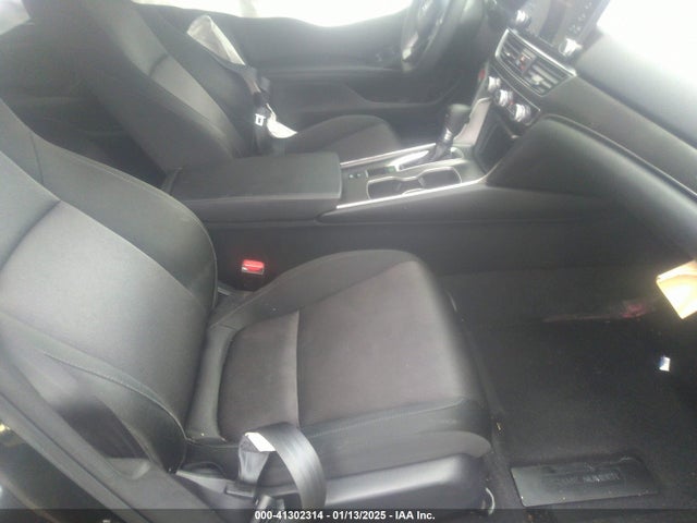 Honda ACCORD LX 2019 1HGCV1F19KA033615 Image 5