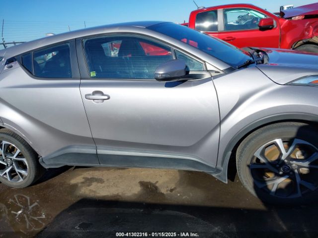 NMTKHMBX3JR032571 Toyota C-HR XLE