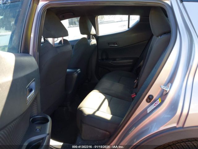 NMTKHMBX3JR032571 Toyota C-HR XLE