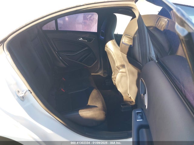 Mercedes-Benz CLA 250 2015 WDDSJ4EB2FN248744 Image 8