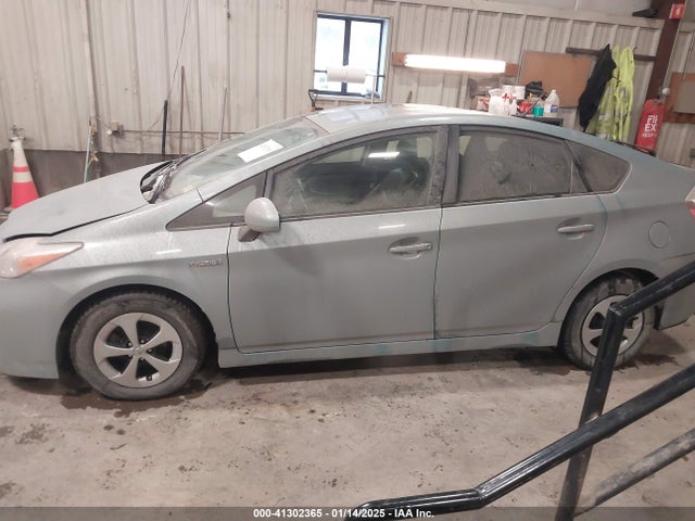 Toyota Prius 2014 JTDKN3DU3E1847086 Image 14