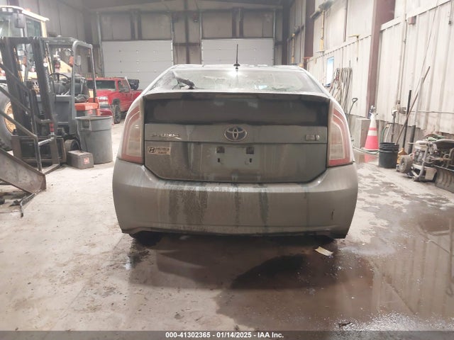 Toyota Prius 2014 JTDKN3DU3E1847086 Image 16