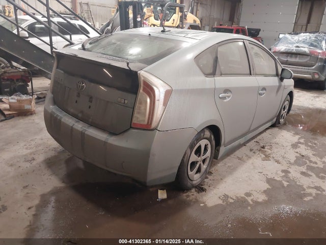Toyota Prius 2014 JTDKN3DU3E1847086 Image 4