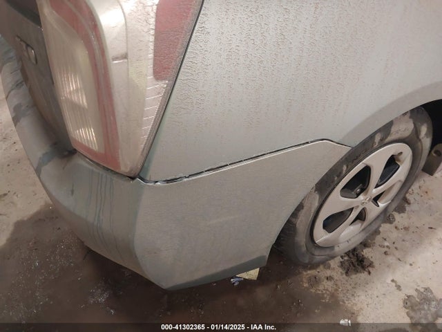 Toyota Prius 2014 JTDKN3DU3E1847086 Image 6