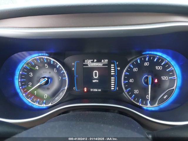 2C4RC1CG5PR615611 Chrysler Voyager Lx