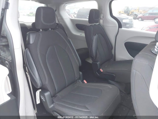 Chrysler Voyager Lx 2023 2C4RC1CG5PR615611 Image 8