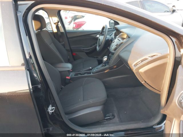 1FADP3K26GL289896 Ford FOCUS SE