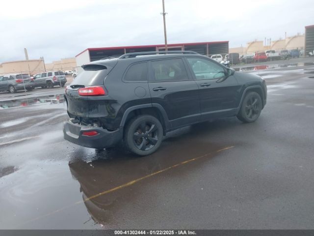 1C4PJLCB3JD563483 Jeep Cherokee Latitude Fwd