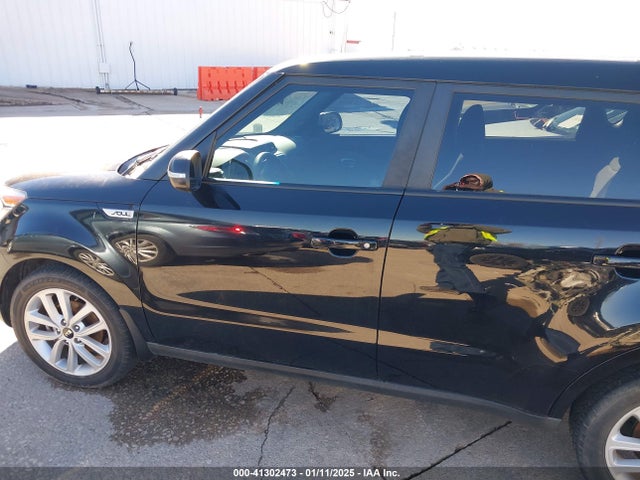 KIA SOUL + 2017 KNDJP3A55H7475917 Image 14