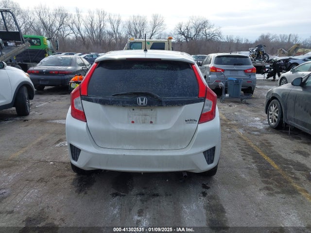 Honda FIT LX 2017 JHMGK5H53HS021154 Image 16