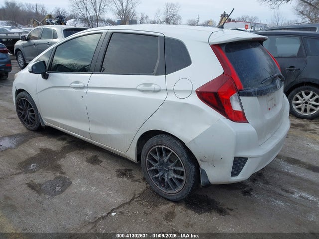 Honda FIT LX 2017 JHMGK5H53HS021154 Image 3